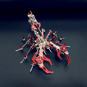Assemblaggio 3D in acciaio inossidabile. Modello Scorpione rosso.