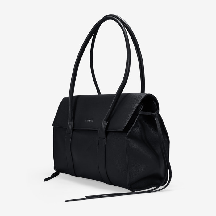 Bolso de hombro negro con solapa