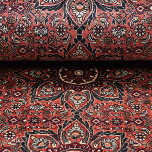 Tapis d'orient à motif traditionnel, noué main avec soin, ALAZEM