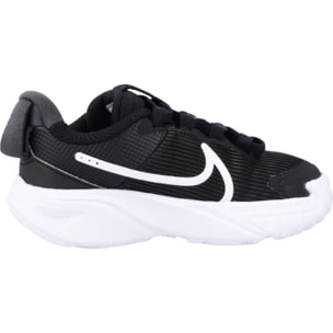 SNEAKERS NIKE STAR RUNNER 4