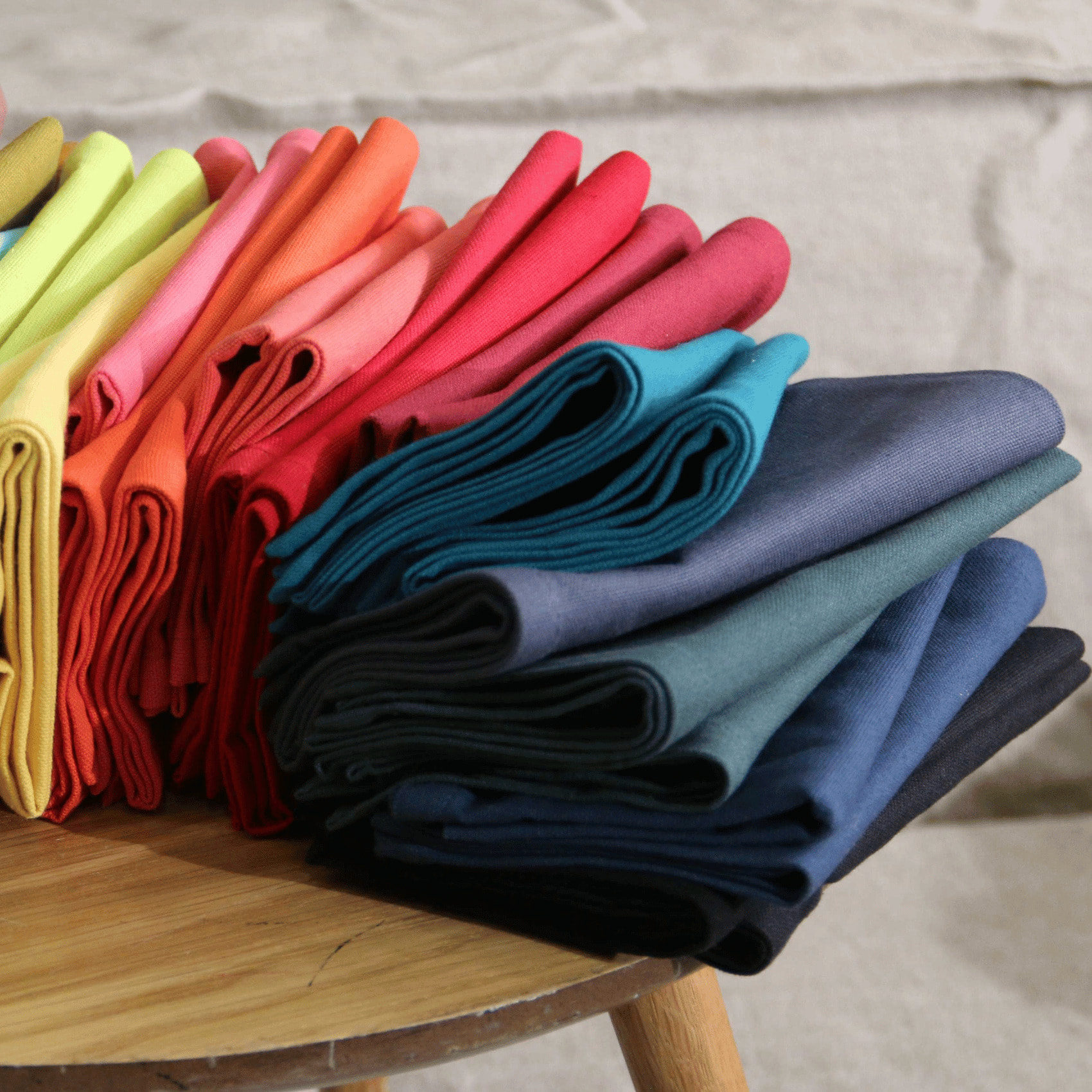 Serviette de table unie et colorée - Bleu Marine