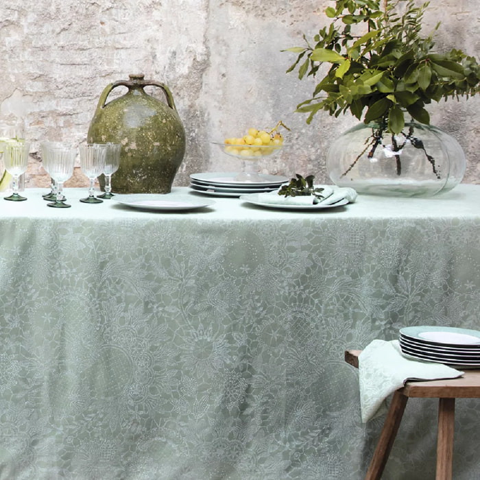 Nappe pur coton enduit motif jacquard vert Mille guipures jade