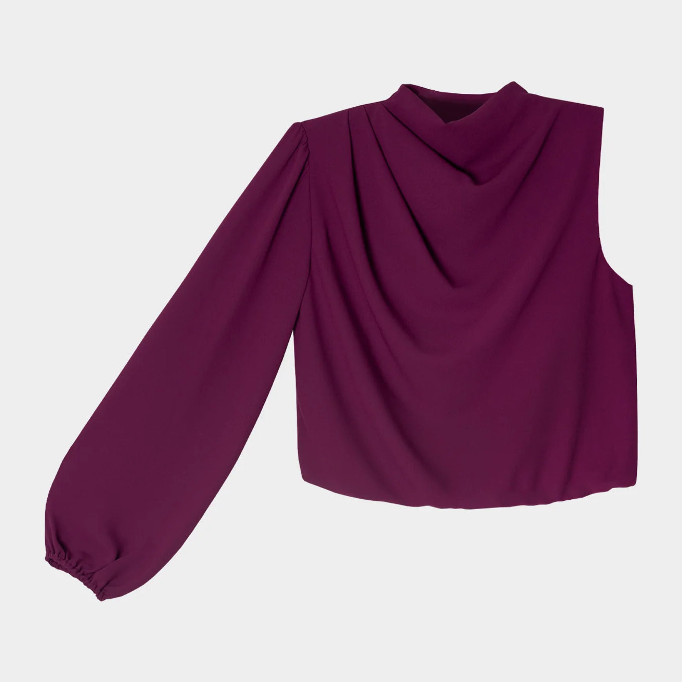 Blusa de mujer asimétrica con cuello alto