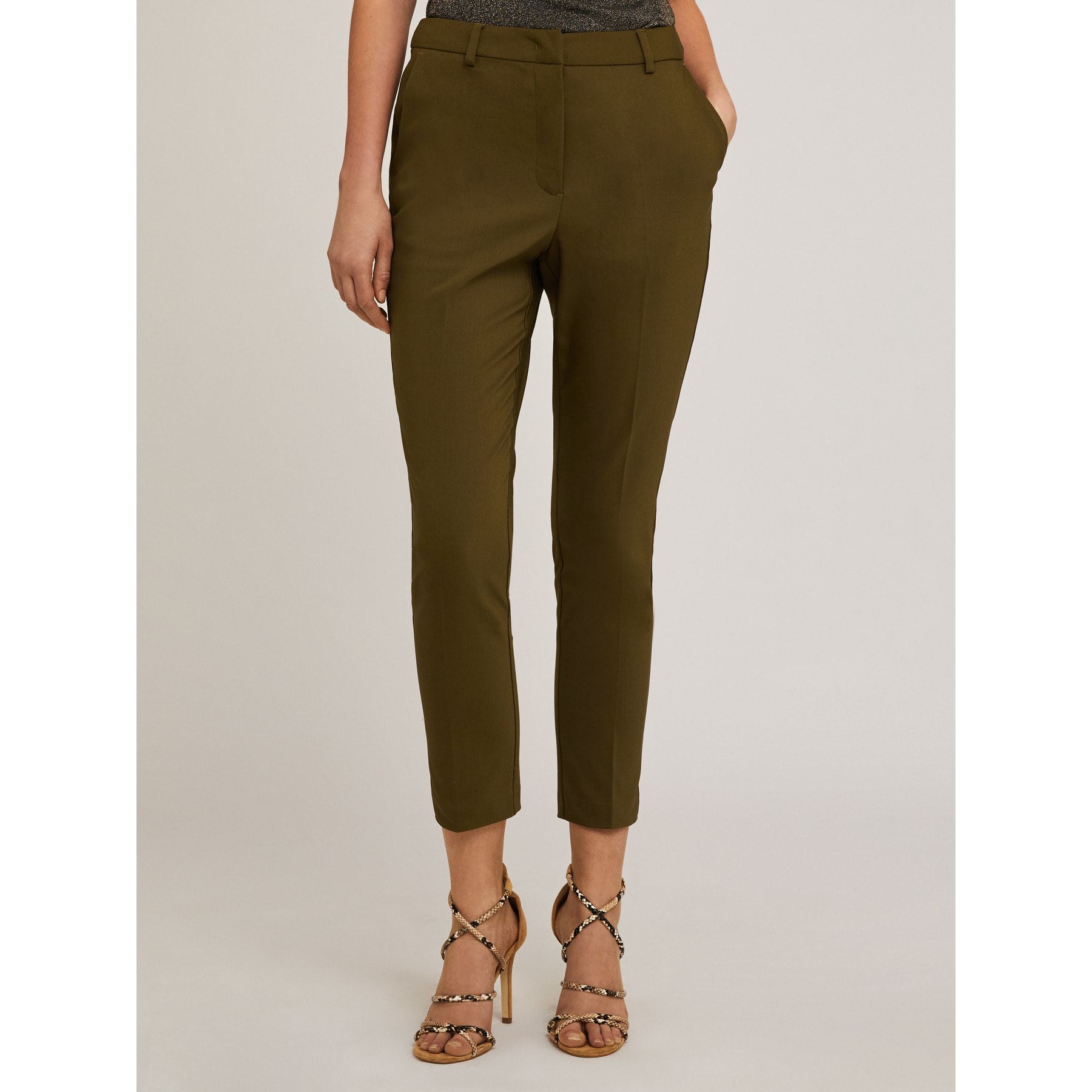 Motivi - Pantalón regular de tejido técnico - Verde militare
