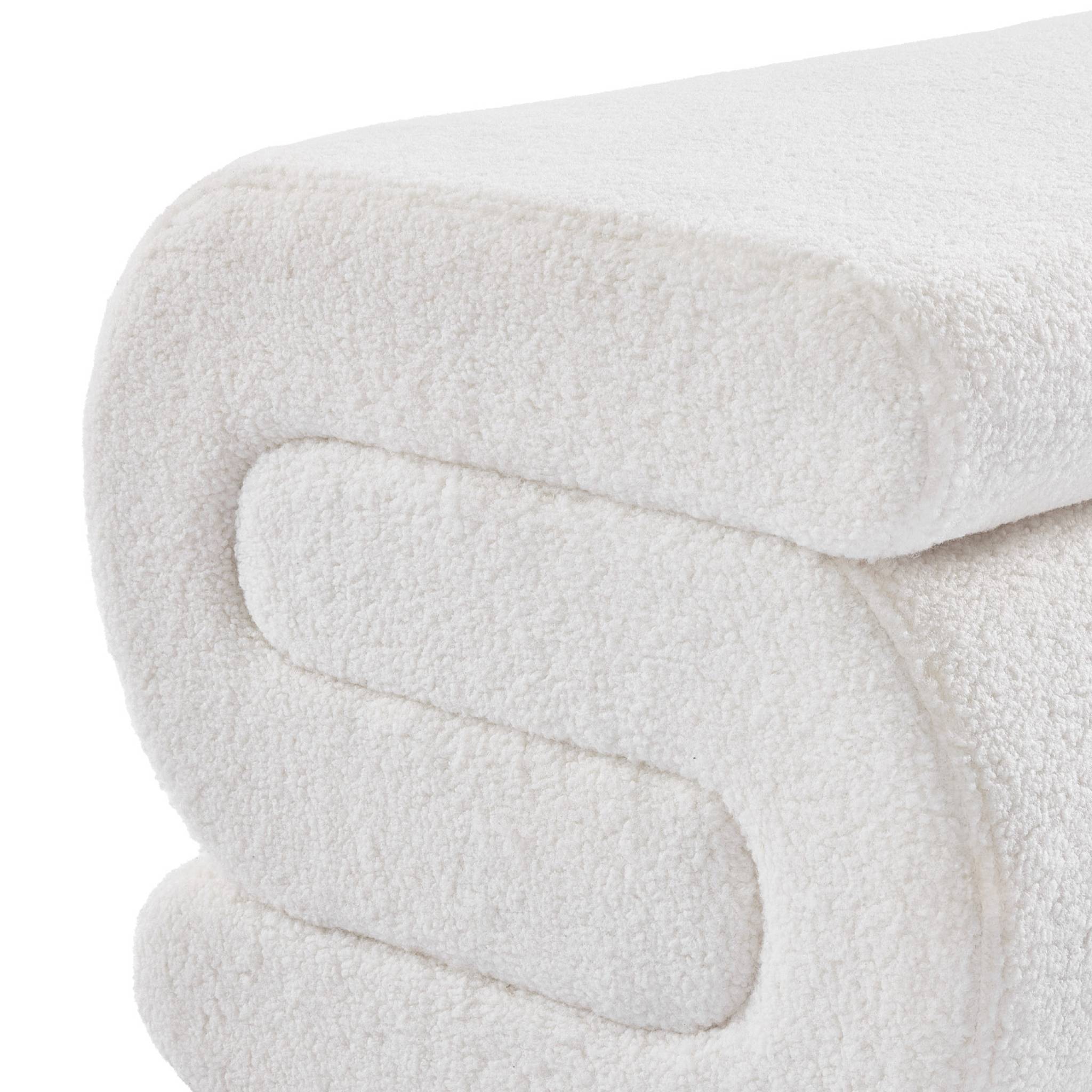 Banc design revêtement bouclette crème 1 place L 43 x P 47 x H 44cm - Sasha