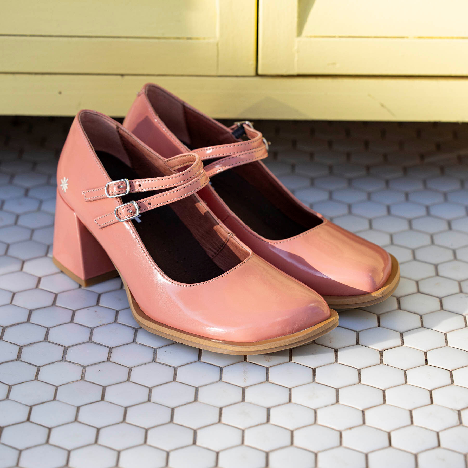 Zapatos 1704 NAPPA SHINNY CREAM / VERONA color Cream