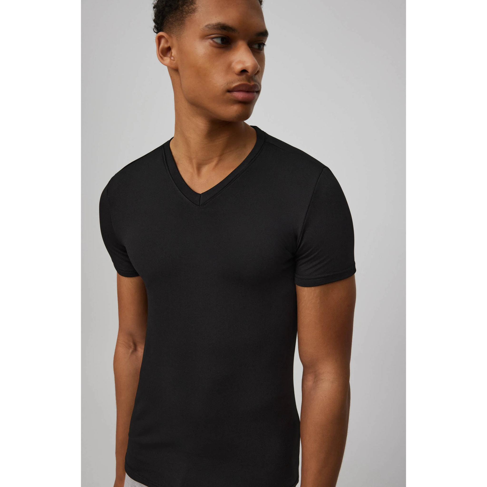 Maglia termica con scollo a V e maniche corte, nera