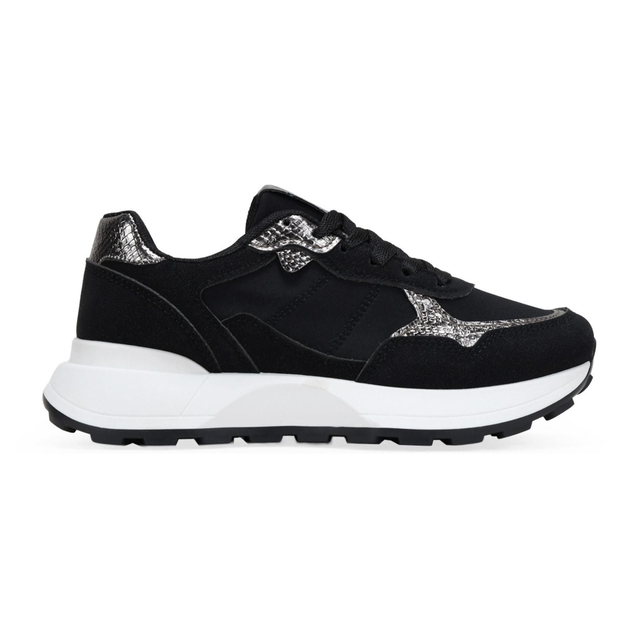 Zapatillas de plataforma negras con cordones