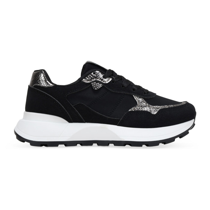 Zapatillas de plataforma negras con cordones