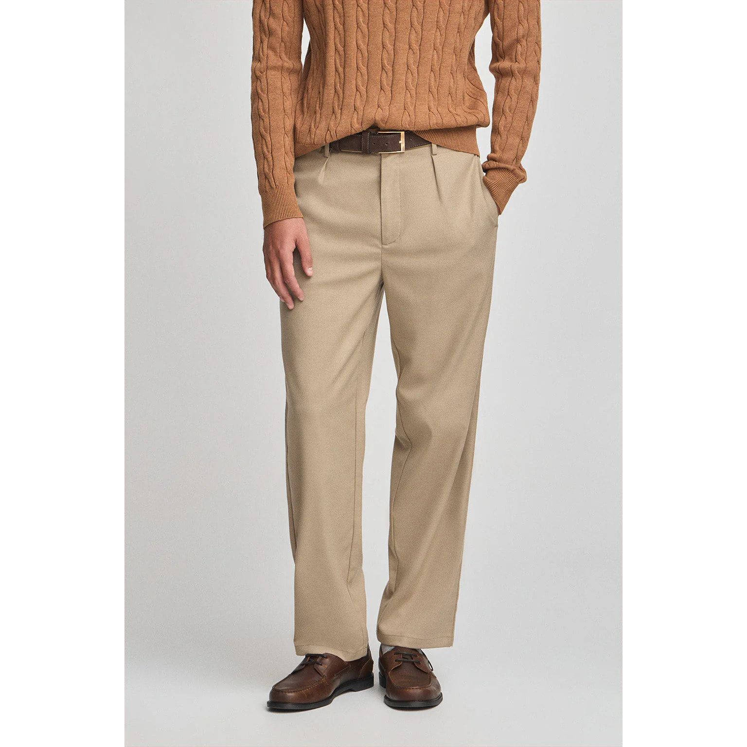 Pantalón chino camel para hombre de corte regular con detalles Polo Club
