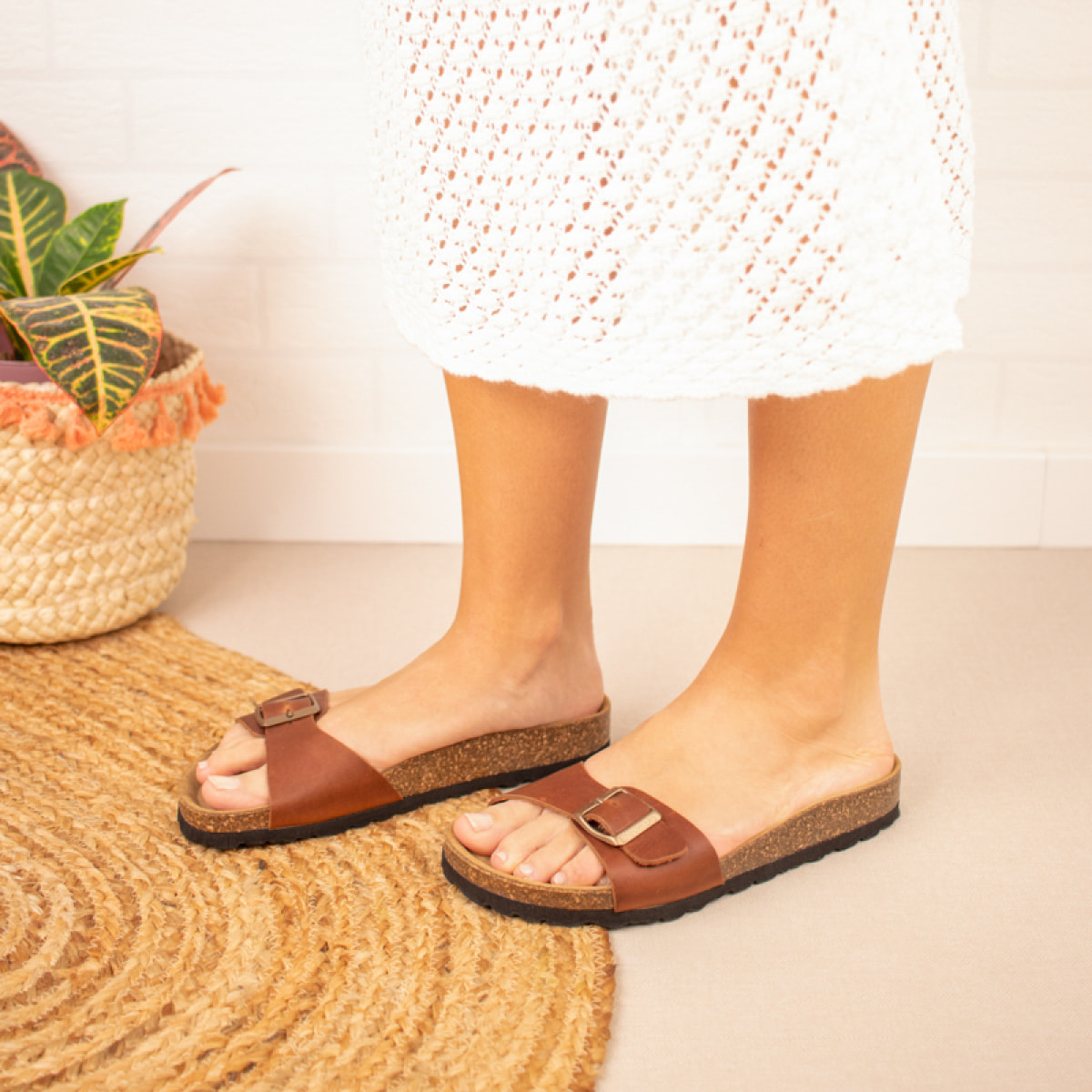 SANDALIA BABUNKERS MARRON