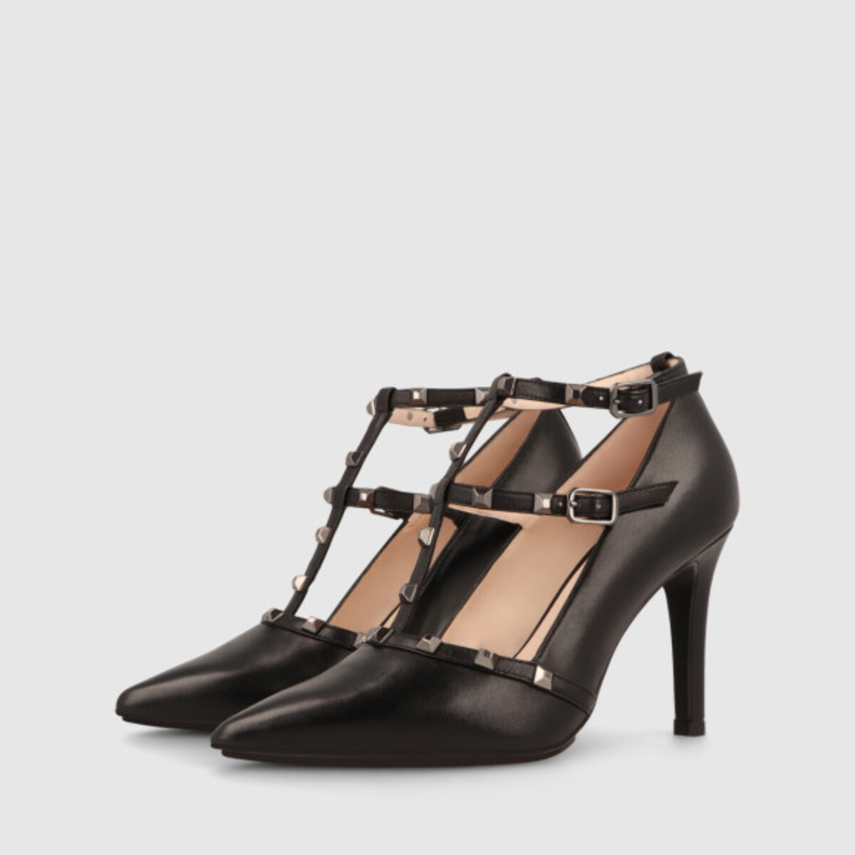 ZAPATOS DE SALÓN NEGROS REYERO-TP