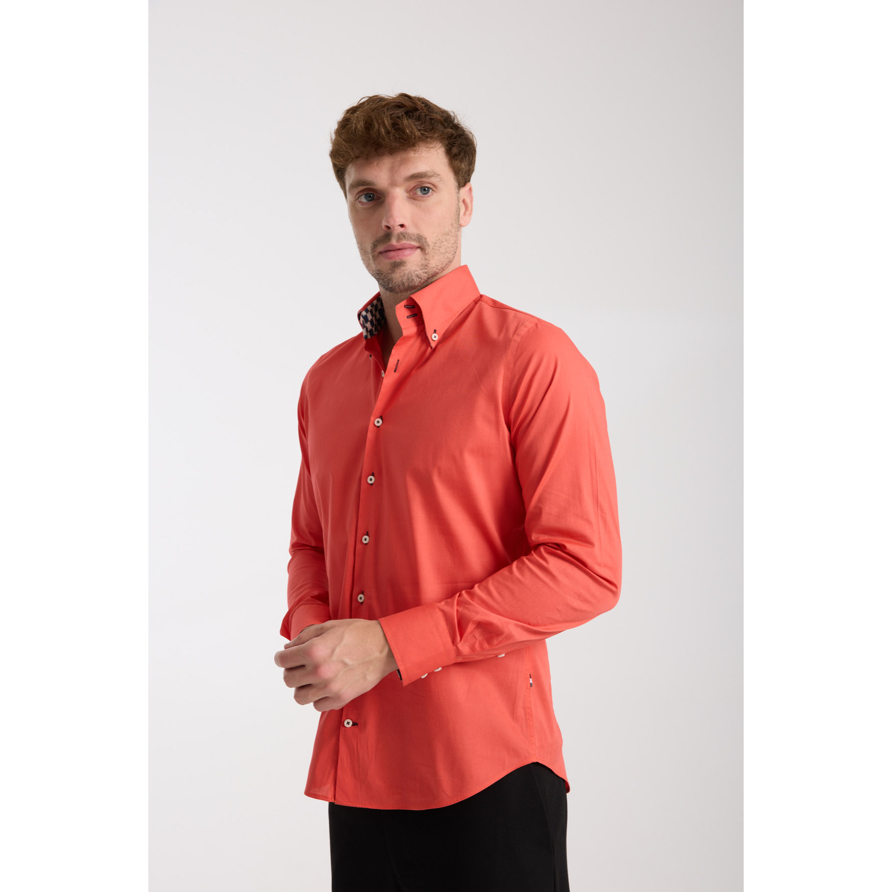 Camicia Uomo 2 Bottoni Button Down Slim Popeline Stretch Unito Corallo