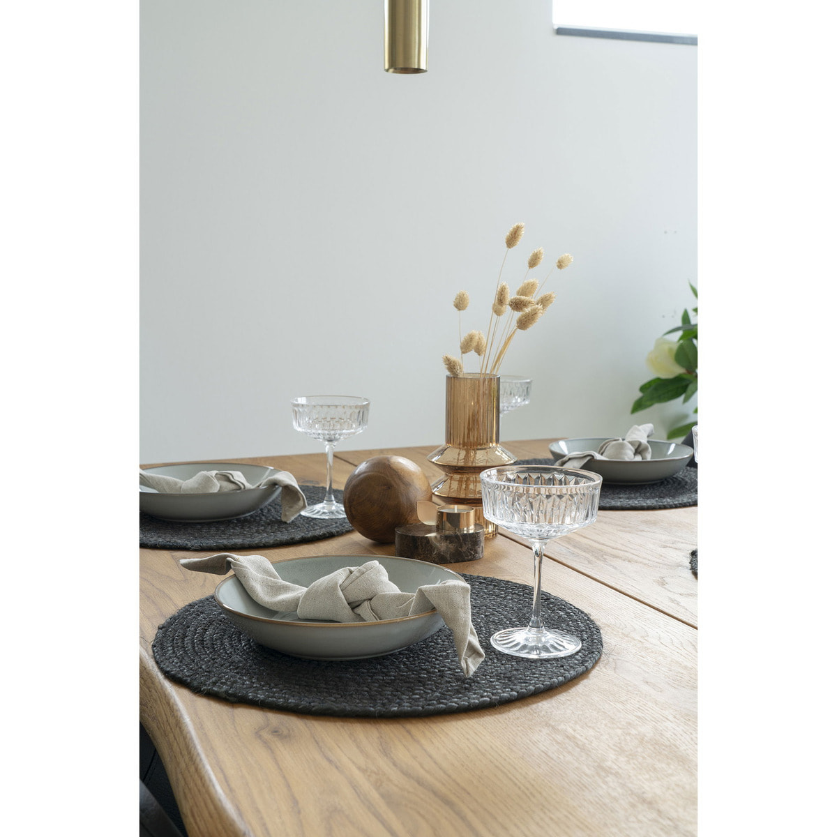 Set 4 tovagliette rotonde in iuta intrecciata grigio scuro ø38 cm