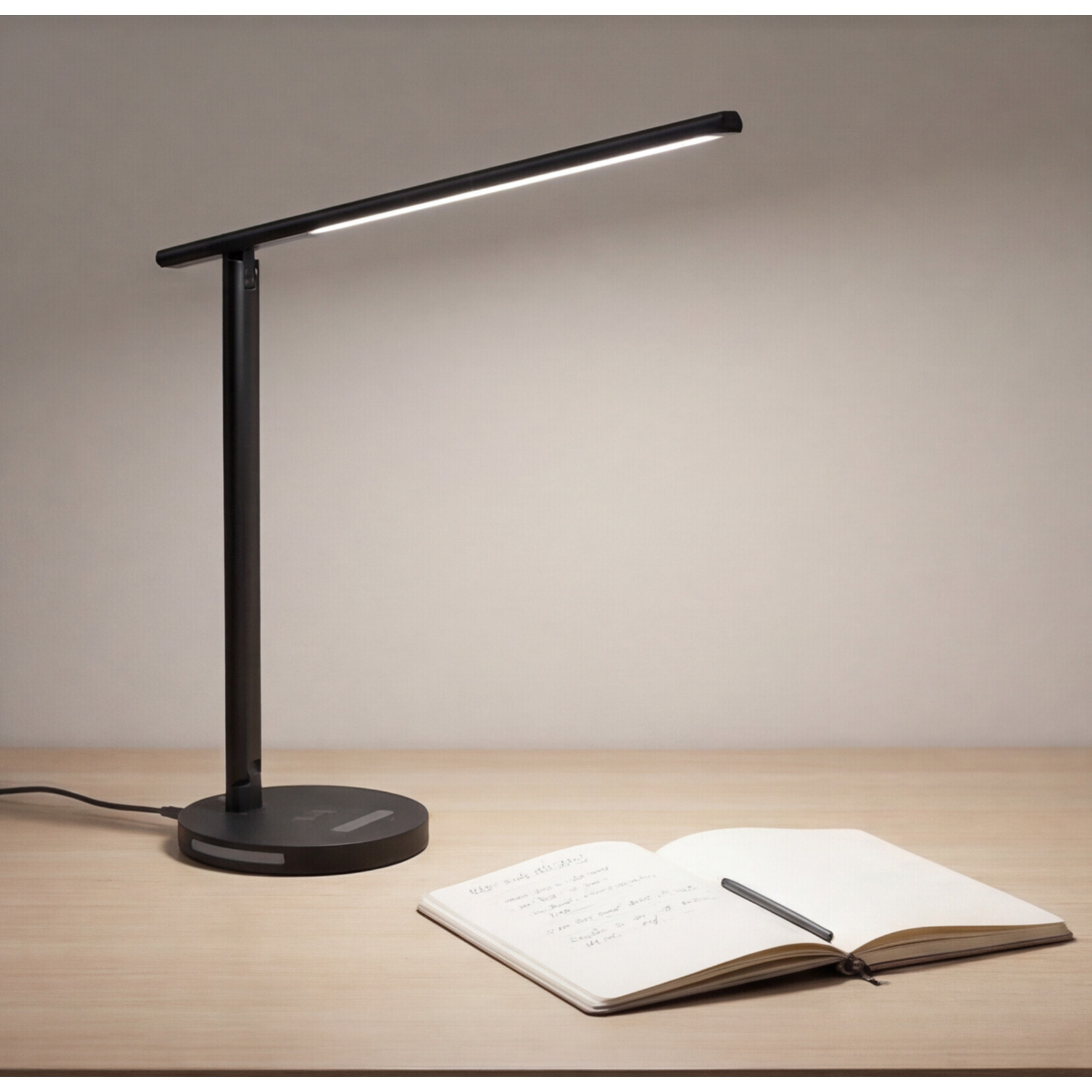 BLUCO KODA Flexo Led Regulable con Control Táctil. Lámpara de Escritorio con Cargador Inalámbrico para Móviles Negro 15W