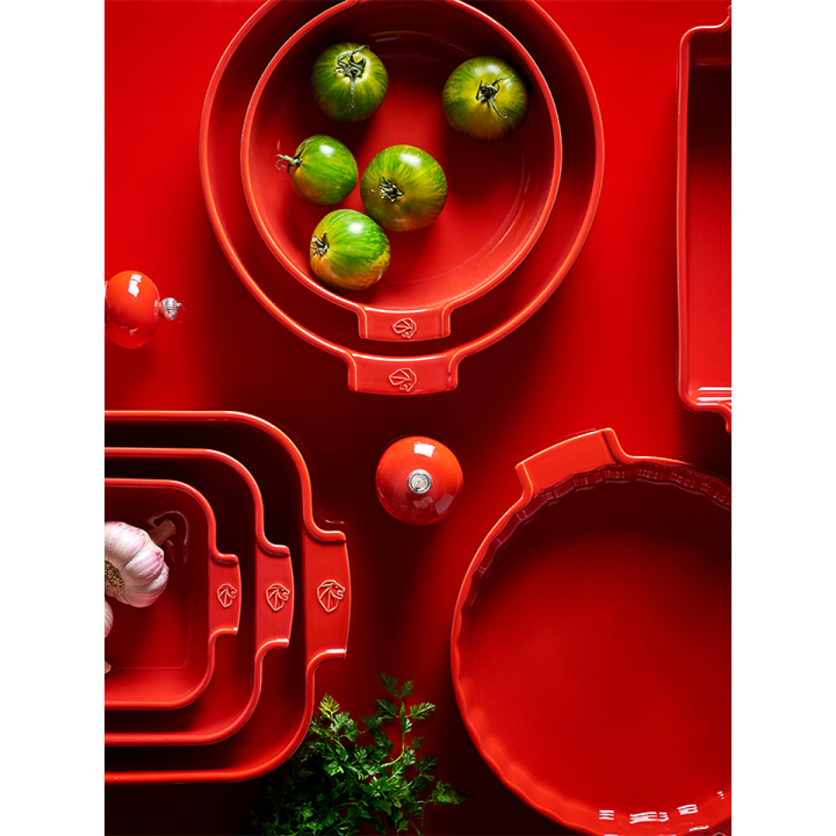 Plat four céramique rond rouge 34 cm - 13,4' Appolia