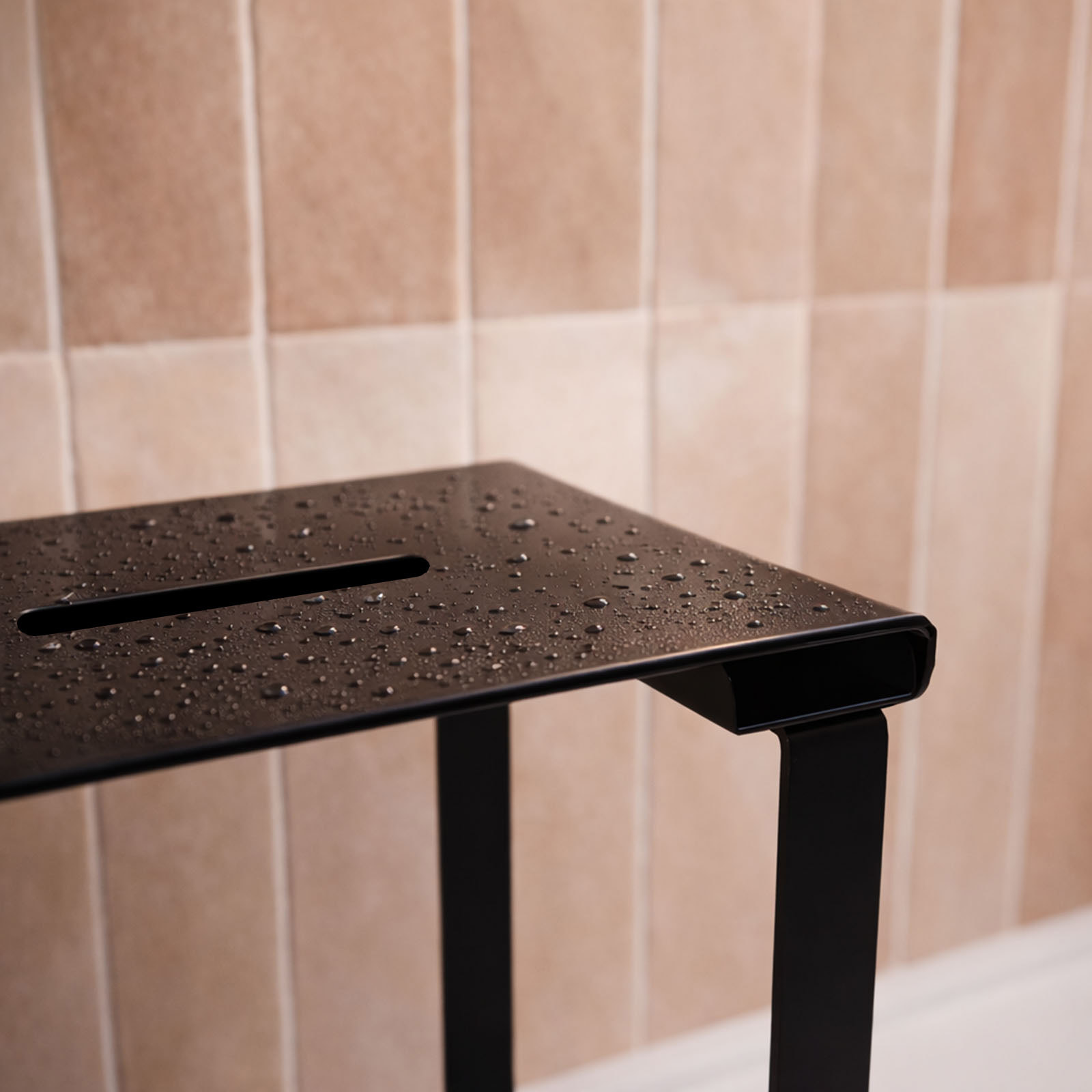 SIEGE DE DOUCHE EN INOX NOIR MAT - 40x30x46 cm