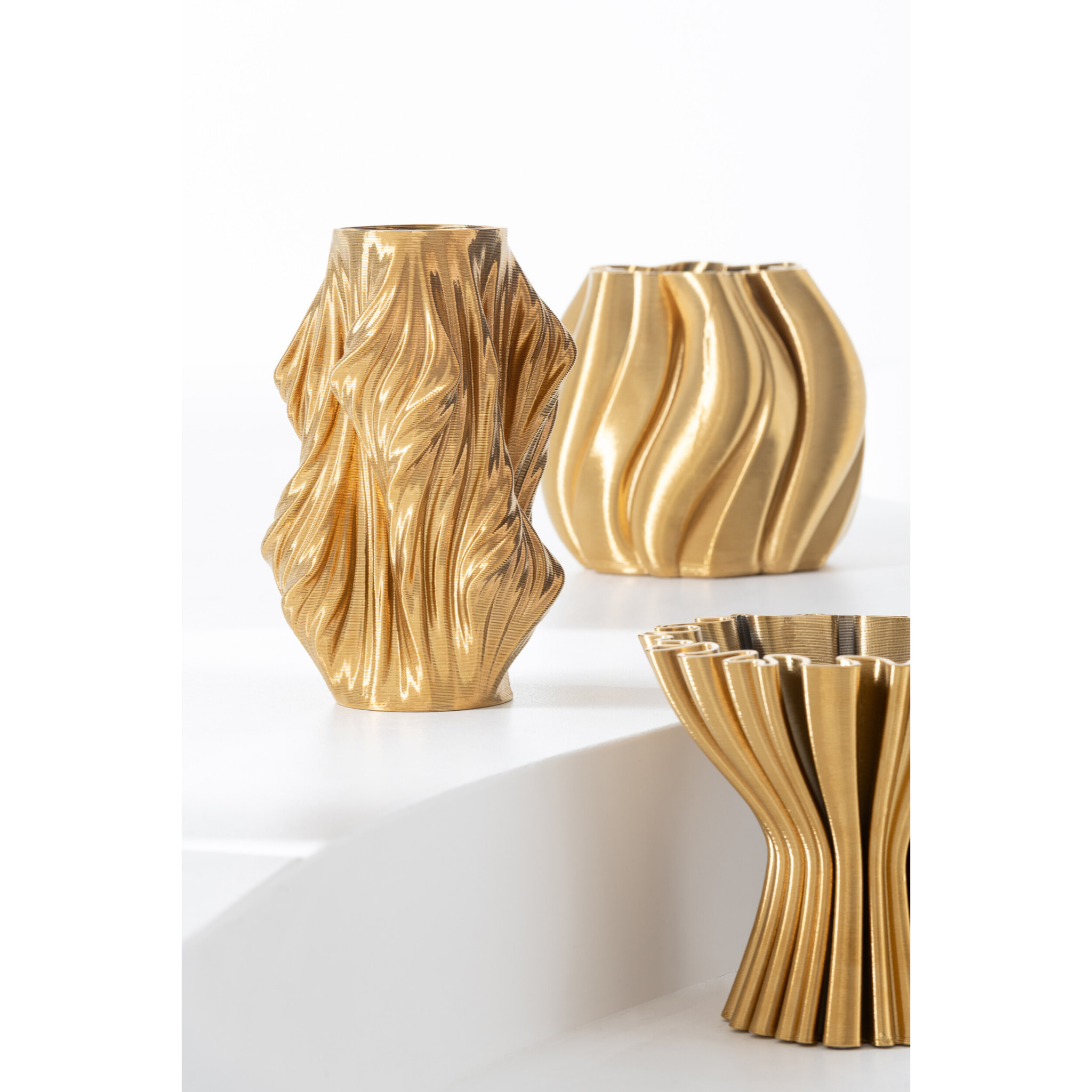 J-Line vase - porcelaine - or