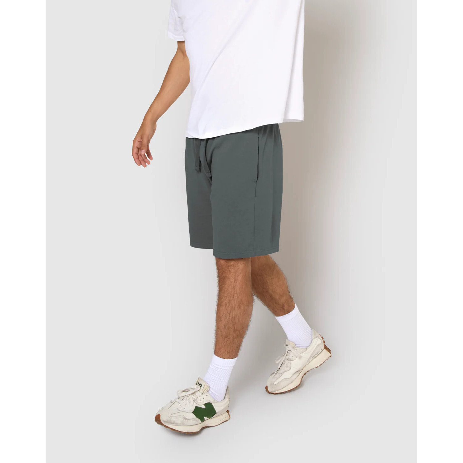 Pantalón corto básico deportivo liso verde azulado