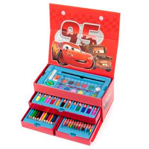 Set di pittura in valigetta con cassetti, 54 pezzi design Cars. Include matite, acquerelli, pennarelli, cere e accessori.