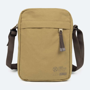 Bandolera Grande Sostenible de Poliéster Reciclado Mostaza .TECA RECYCLED. CROSSBODY LARGE.