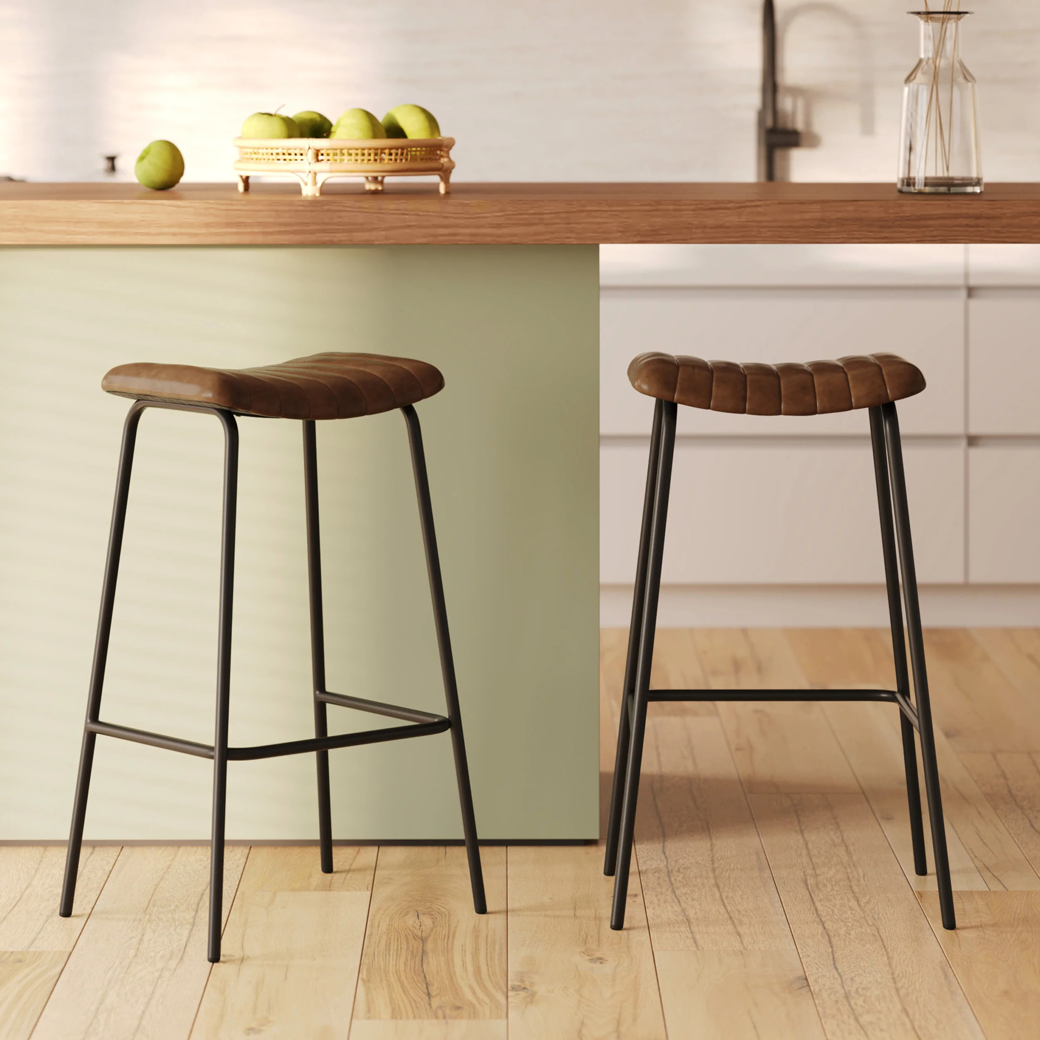 Lot de 2 tabourets de bar 77 cm en cuir marron et pieds en métal - Lupin