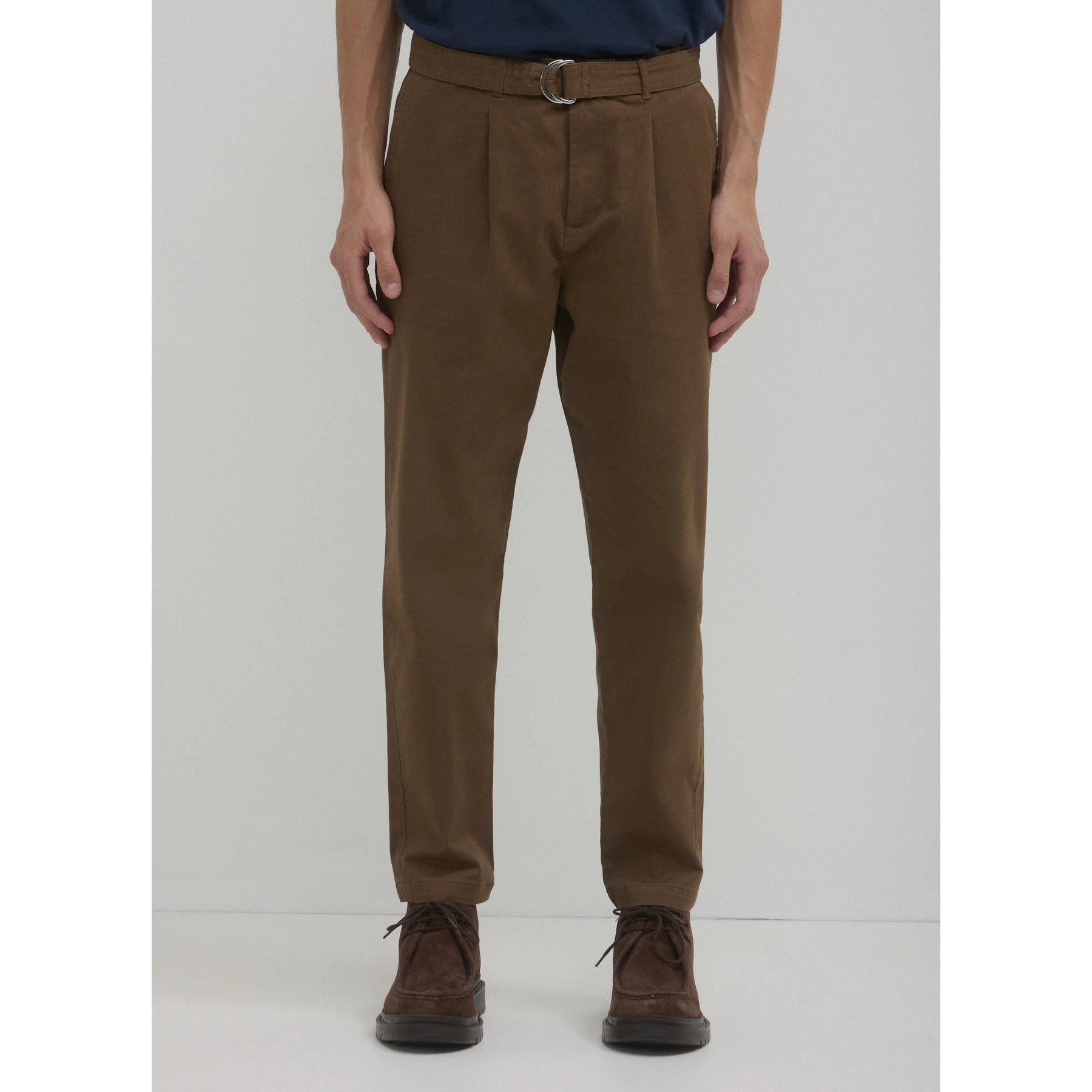 Pantalone chino con cintura