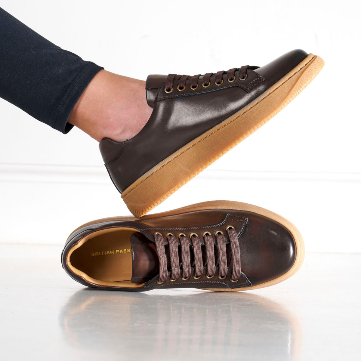 Sneaker British Passport Testa di Moro