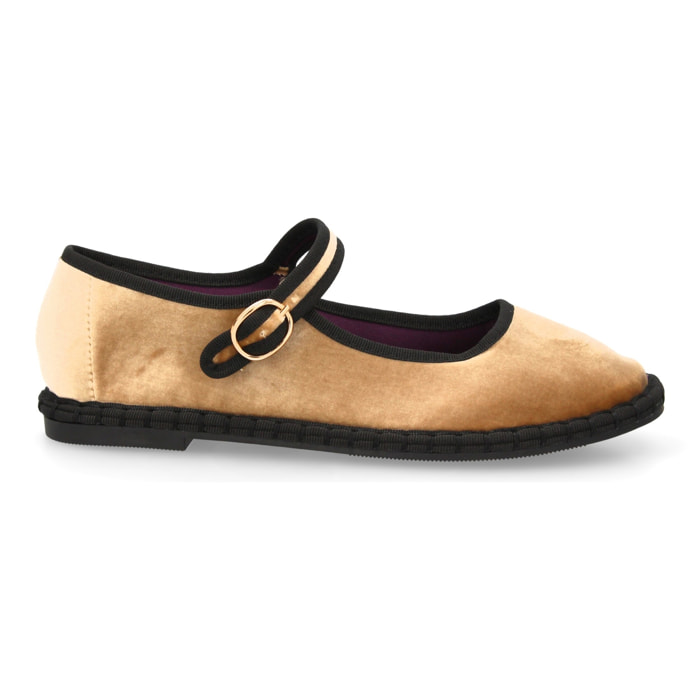 Bailarina con estampado liso para mujer.