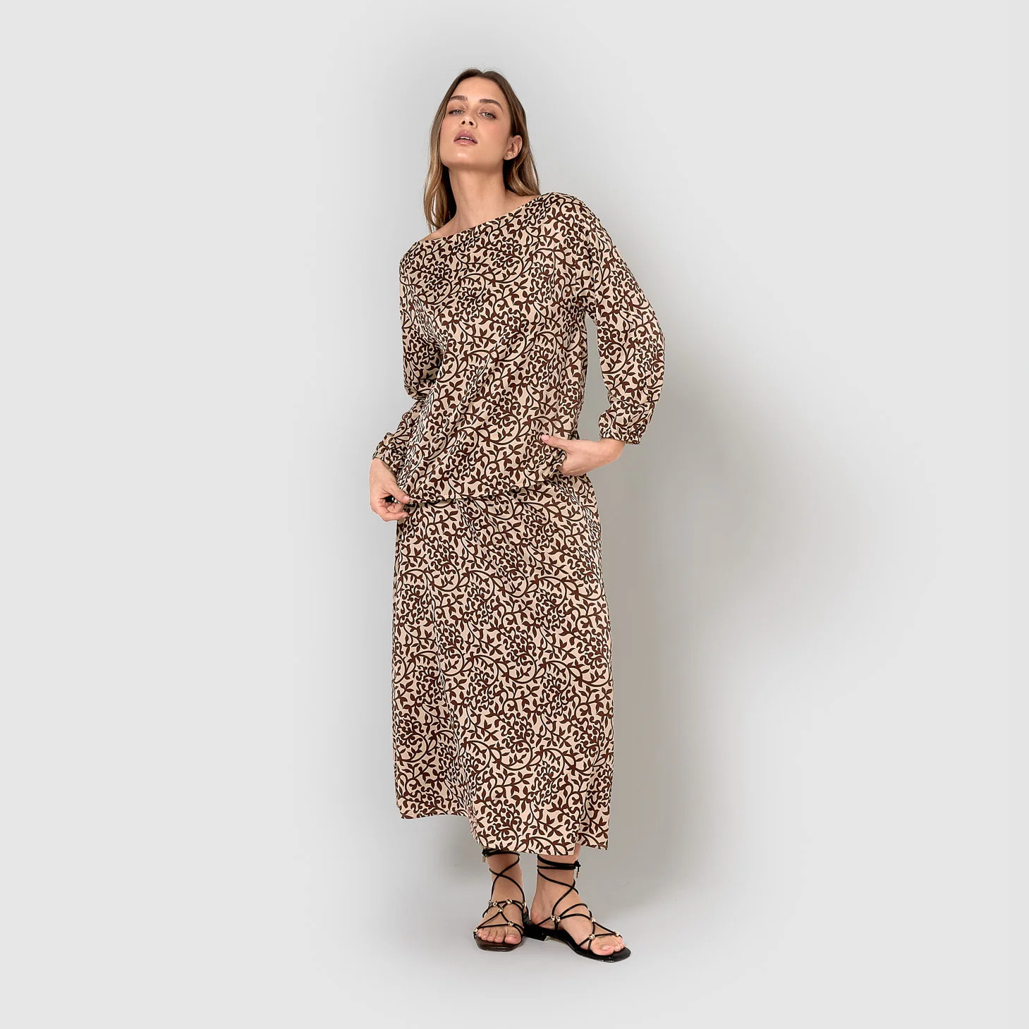 Blusa satén aladero marrón