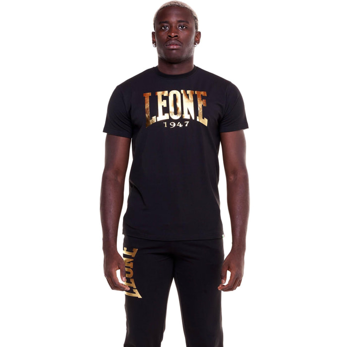 Camiseta dorada para hombre.