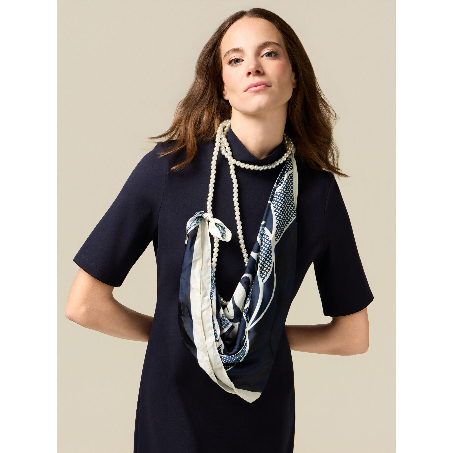 Oltre - Vestito tubino con dettaglio foulard - Blu