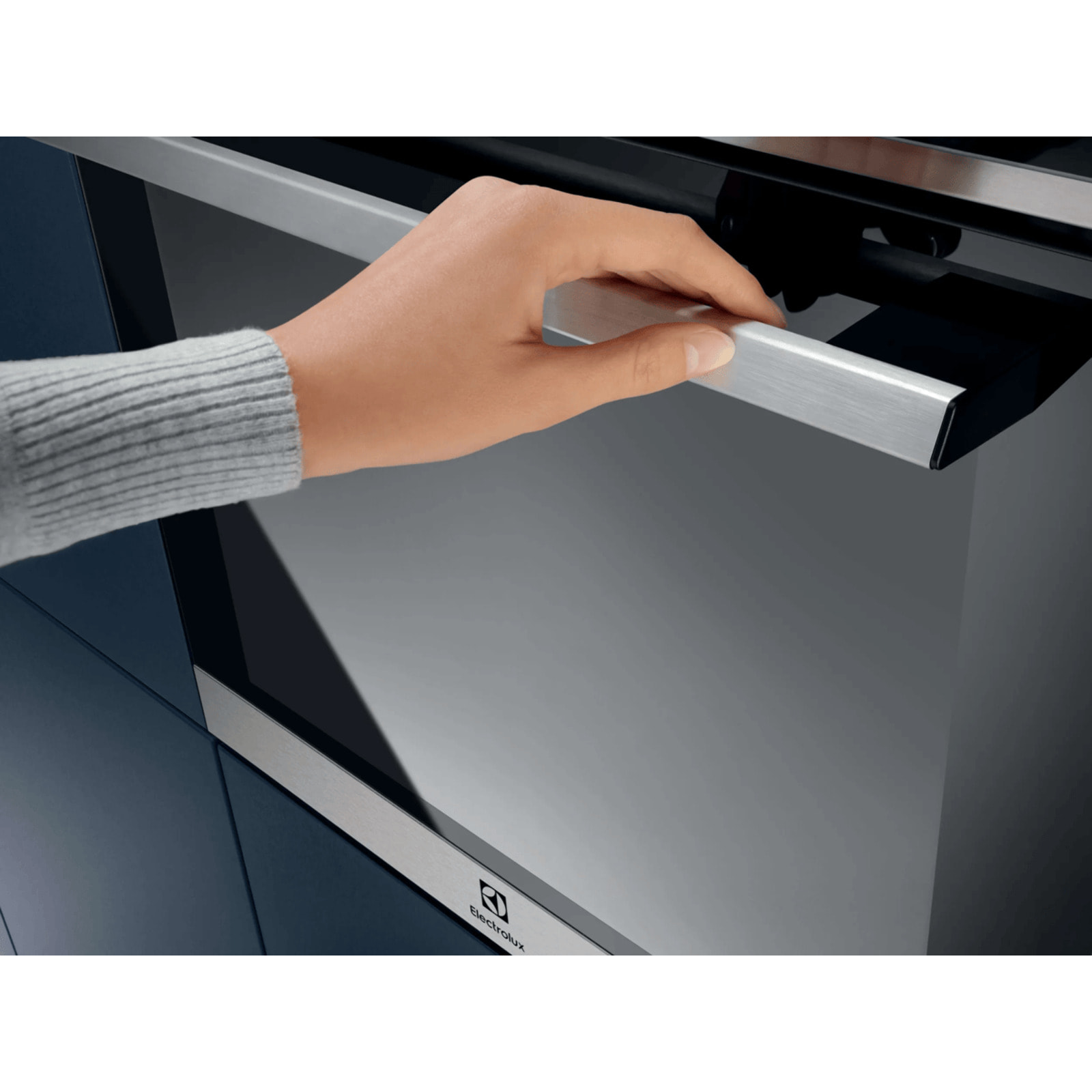 Electrolux Horno de vapor Serie 600 SenseCook con SteamCrisp con limpieza pirolítica EOC6P77X
