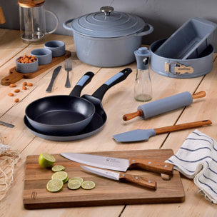 Juego de 2 Sartenes de Ø20Ø26cm Aluminio prensado + Cacerola con tapa Ø25,5x12cm (5L) en Hierro fundido color Azul NOIA San Ignacio