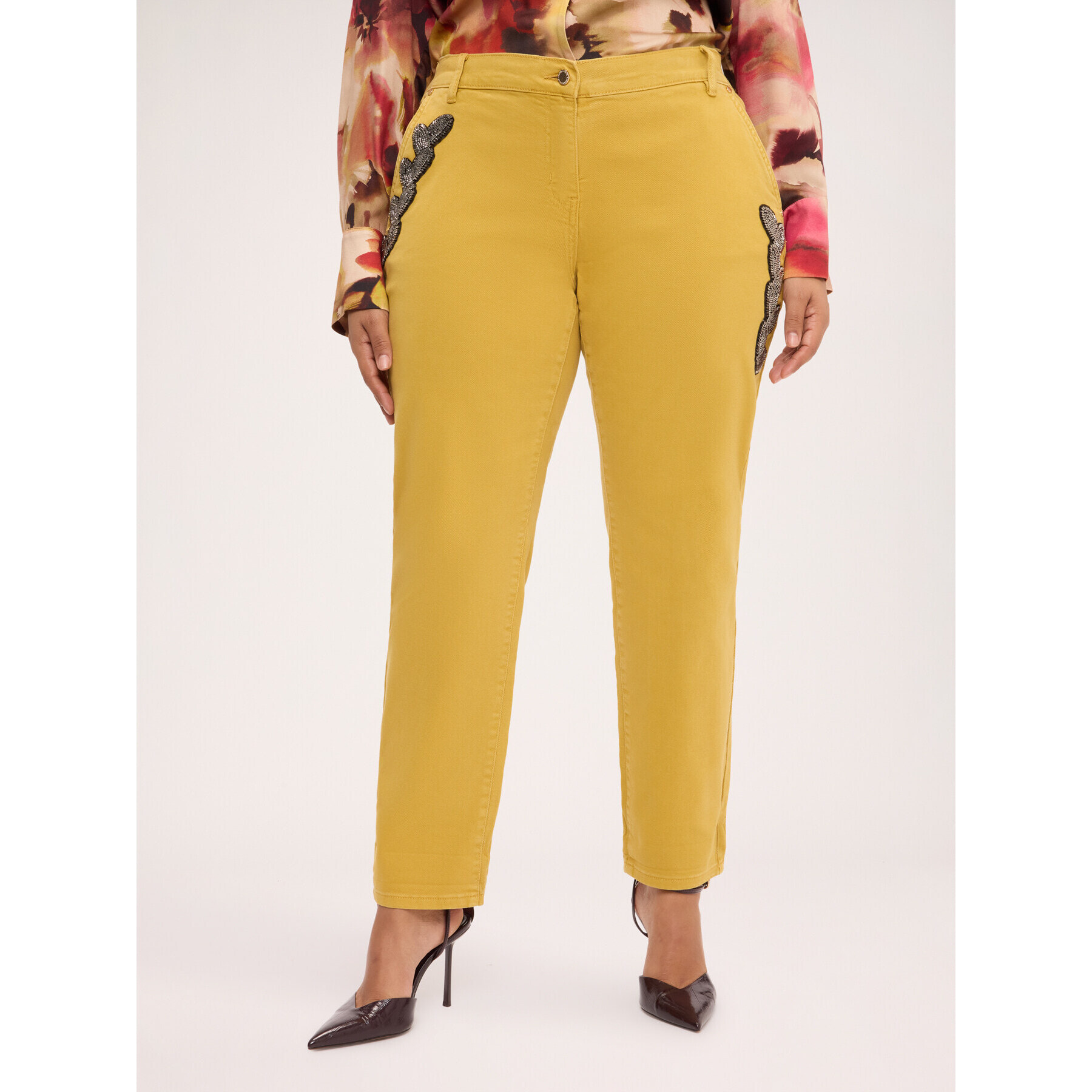 Fiorella Rubino - Pantaloni chino con applicazioni - Giallo