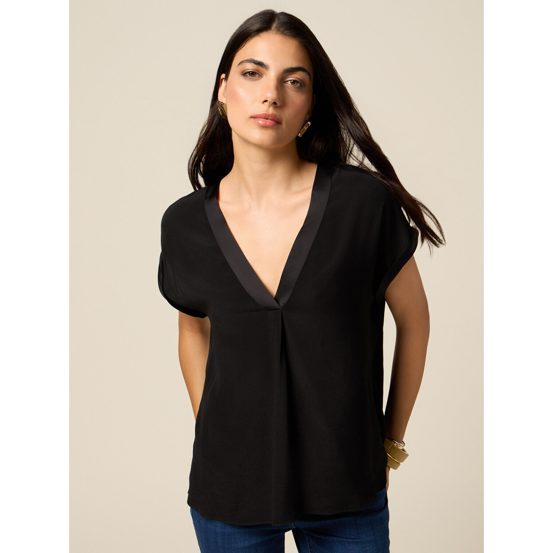 Oltre - Blusa scollo a V in viscosa - Nero