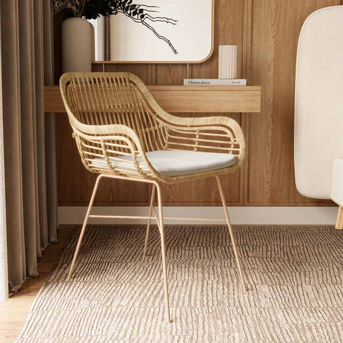 Chaise en rotin, coussin en tissu et pieds en métal beige - Chiloe