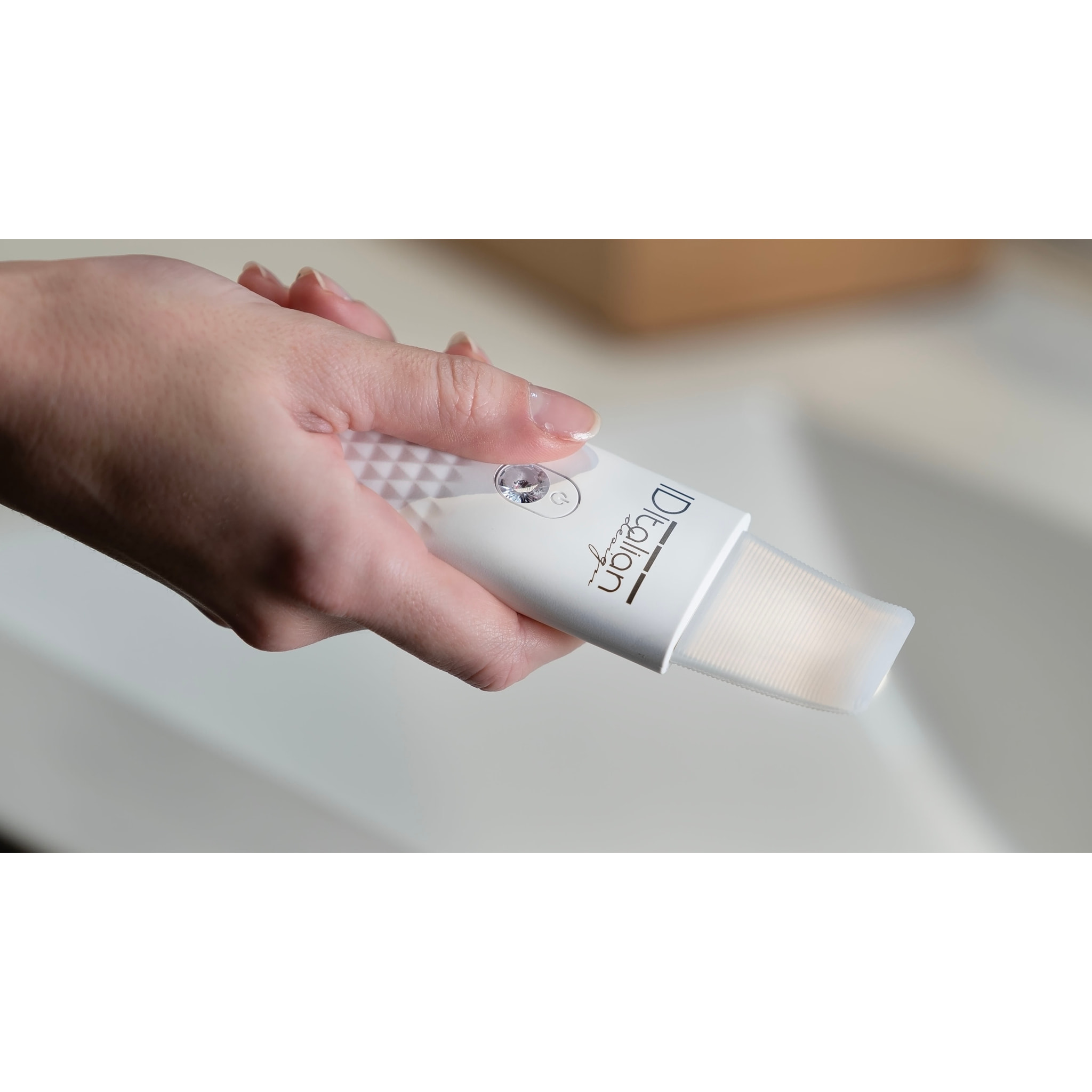 Nettoyeur de peau Dermasonic Ems - Blanc - 5W