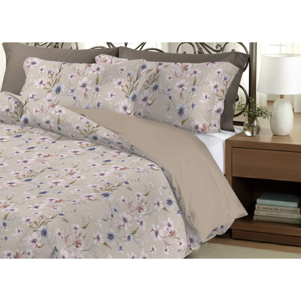 Parure Copripiumino Matrimoniale in Raso 60/60 Sacco e Federe con Fantasia Floreale Artemisia