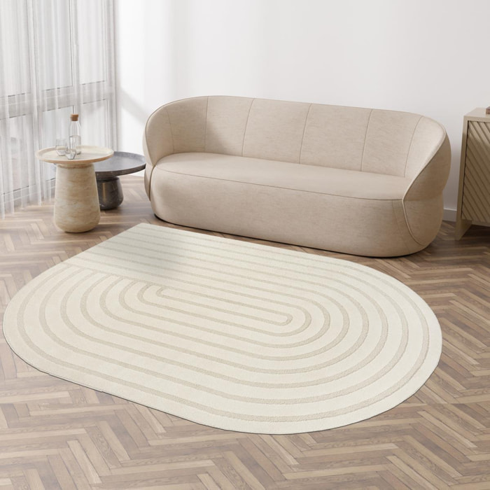 Tapis tendance ton sur ton aux motifs simples et à la forme originale