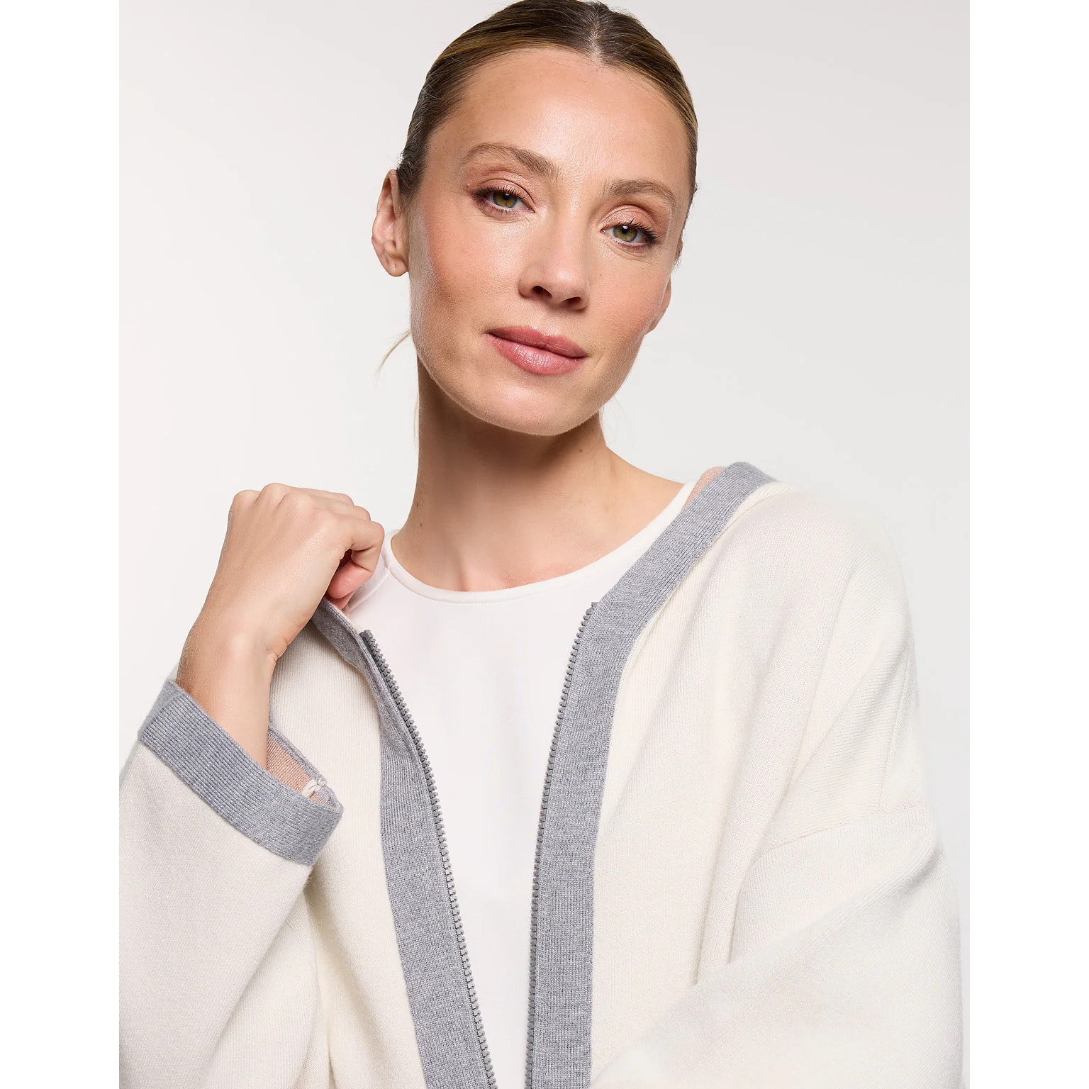 Chaqueta Poncho Blanca - Melbina