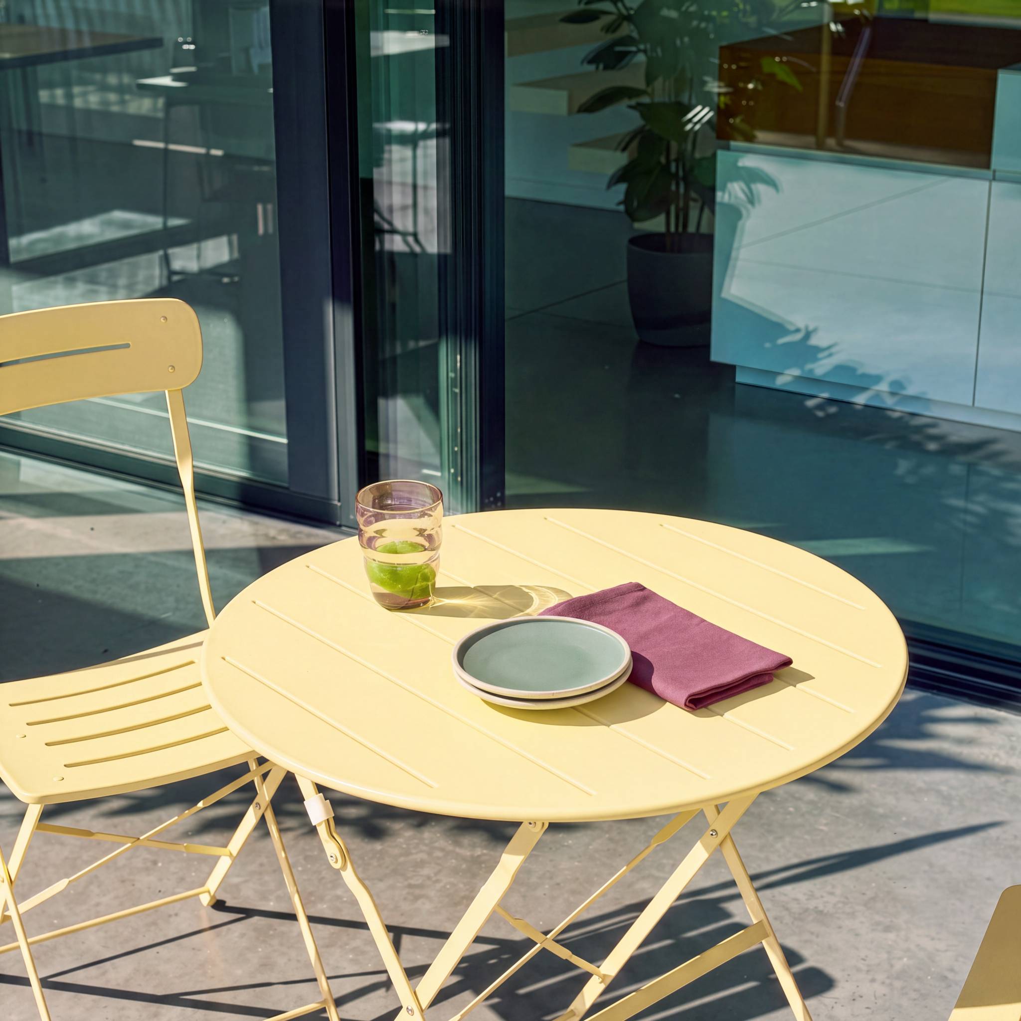 Table de jardin bistrot pliante ronde acier + 2 assises BALCONEA