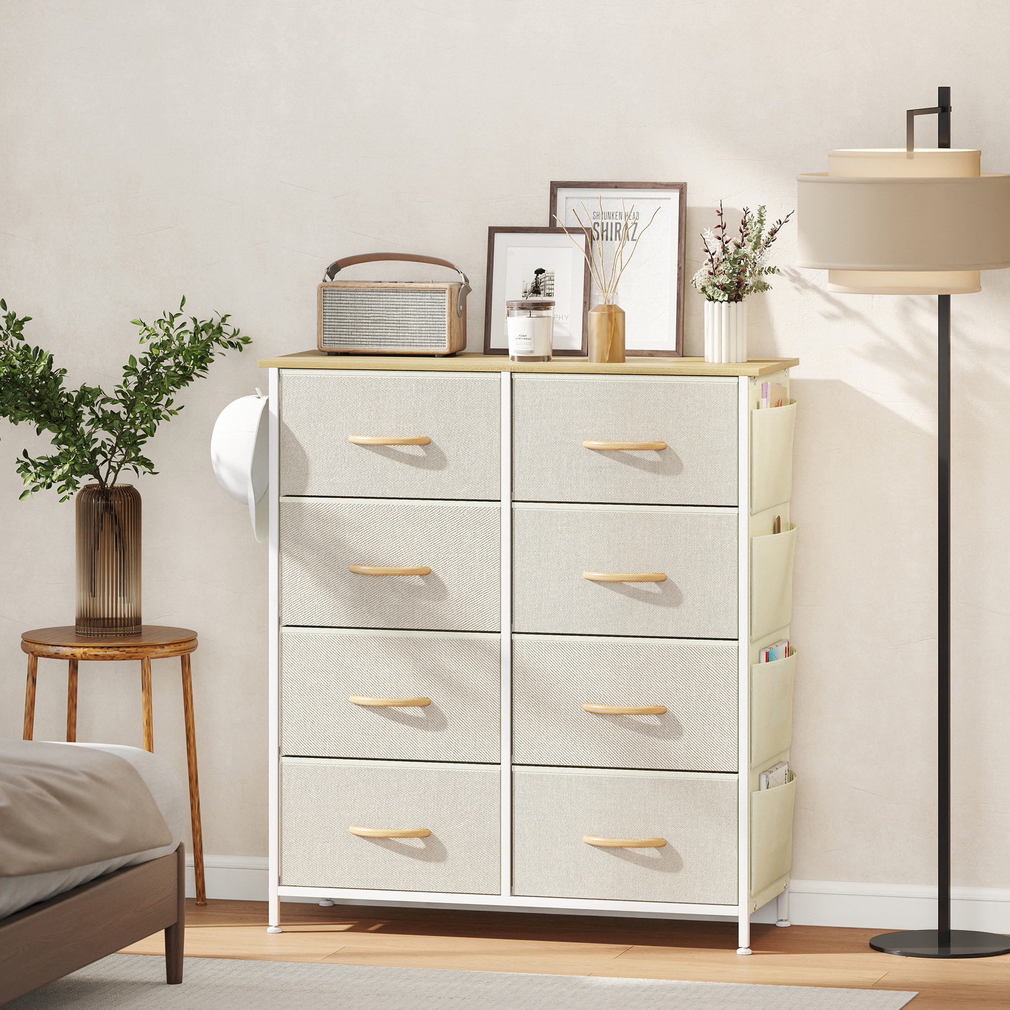 Commode 8 tiroirs en tissu beige 4 poches 2 crochets acier blanc effet bois