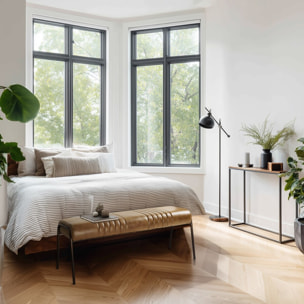 MARCEL - Banc matelassé en cuir marron et pieds acier