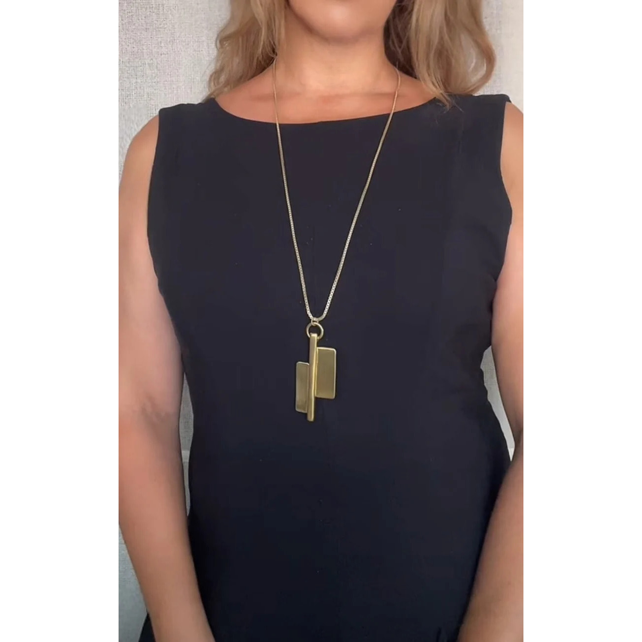 Collar largo XXL Doble Axe latón chapado dorado