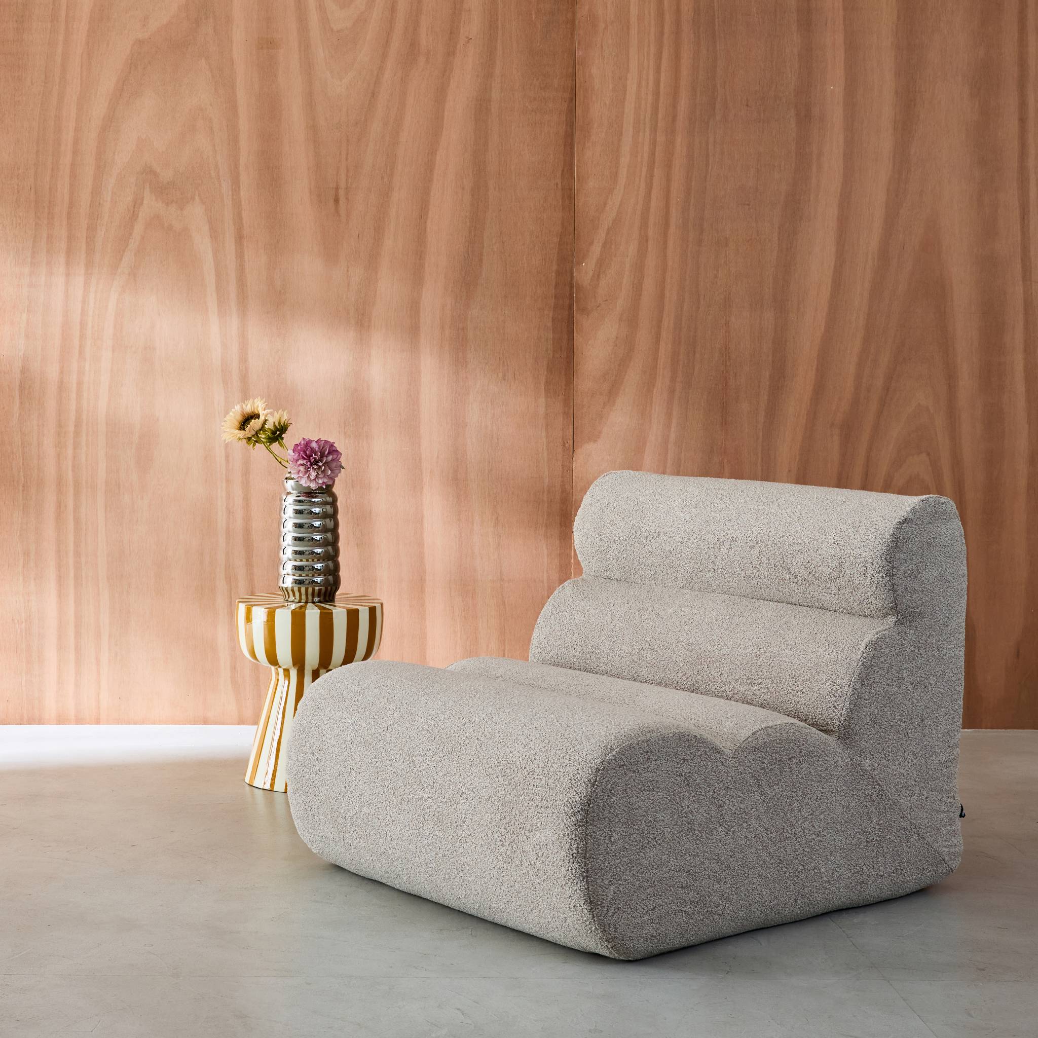 Chauffeuse bouclette texturée beige 1 place - L 81 x P 99 x H 75cm - Nova