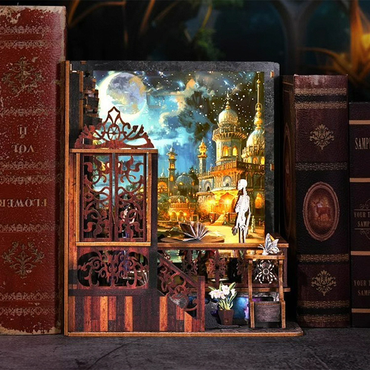 Esplorazione magica. Book Nook in legno, design 3D realistico, telaio luminoso con sfondo intercambiabile.