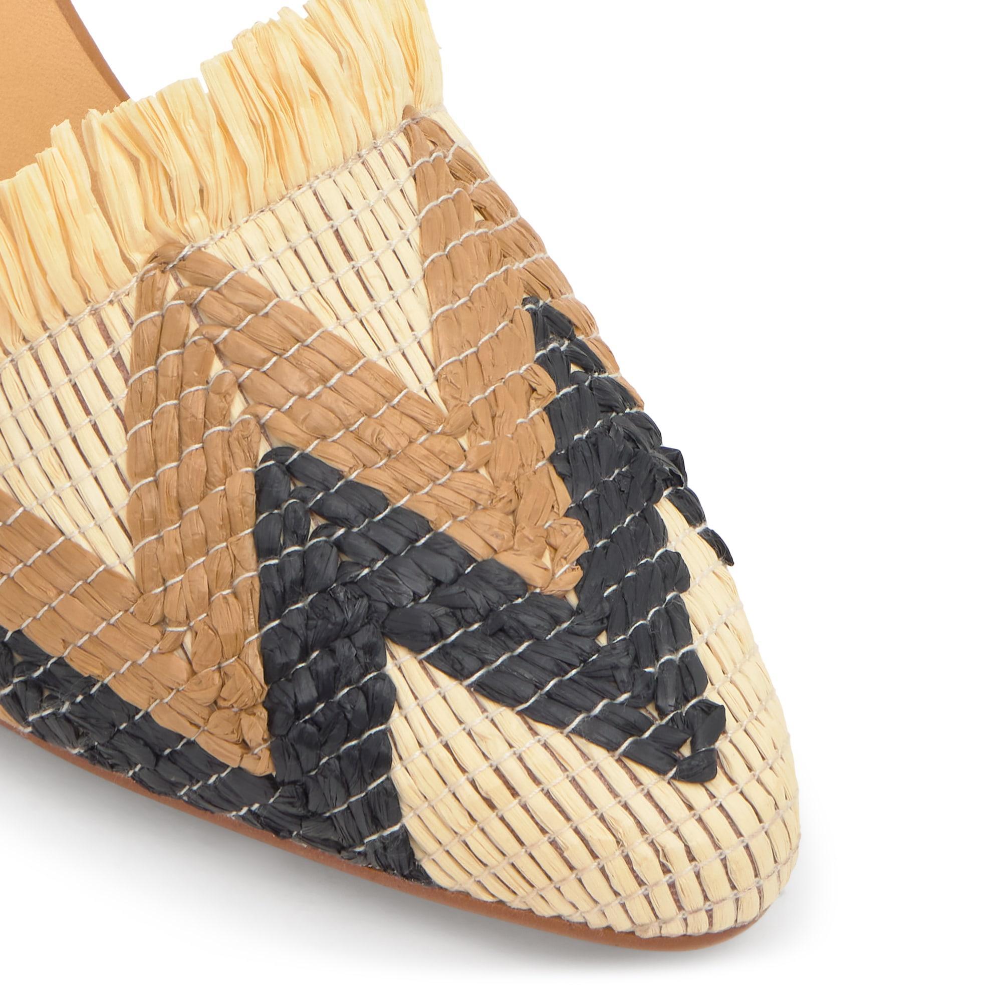 Alpargata destalonada Johana cuña geométrica en rafia natural bordada