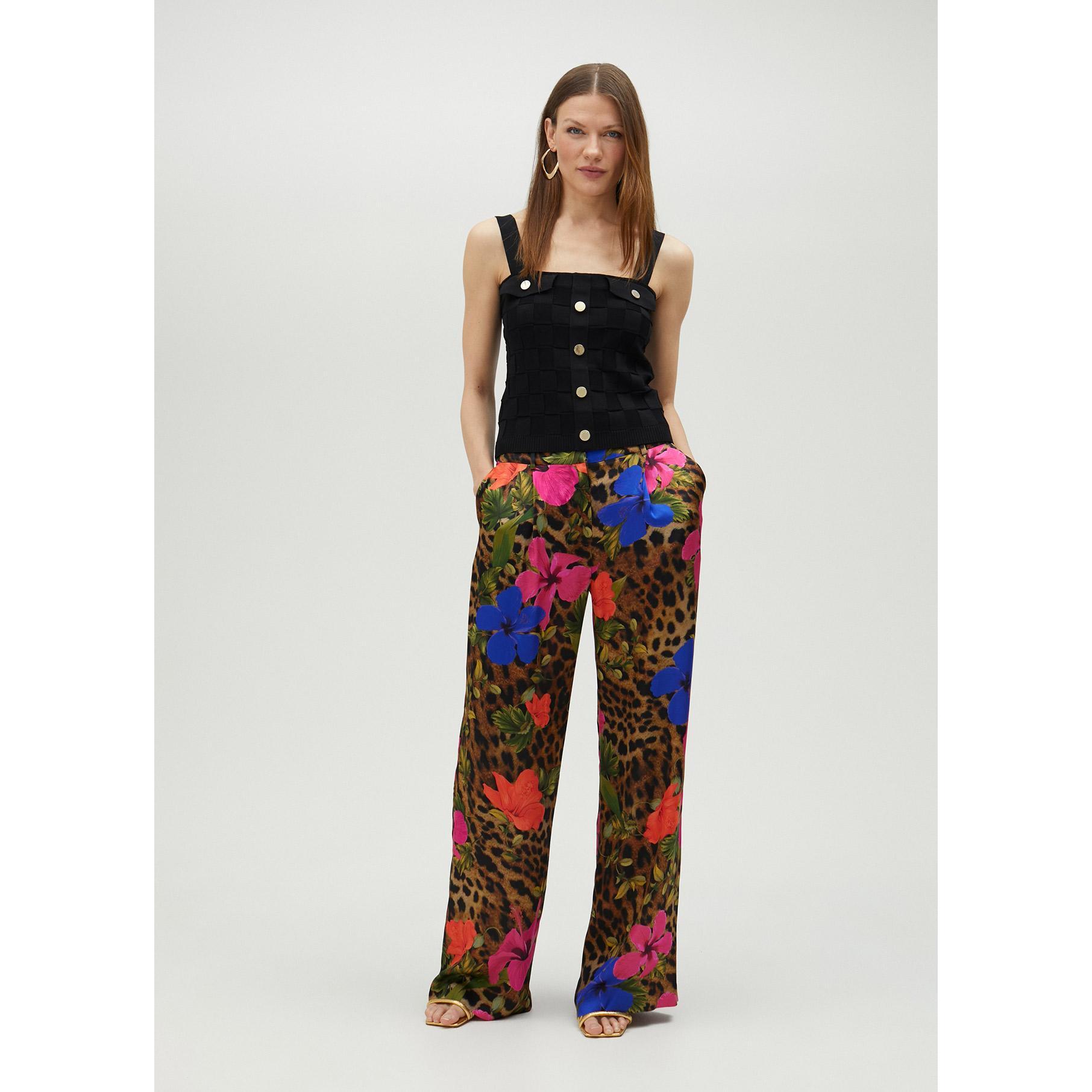 Top in maglia con bottoni