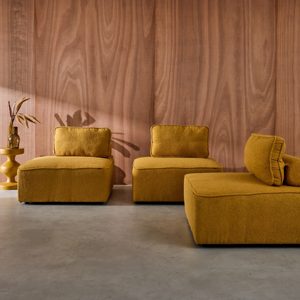 Lot de 3 chauffeuses pour canapé modulable tissu bouclette moutarde 1 place Bao. L 90 x P 90 x H 74cm